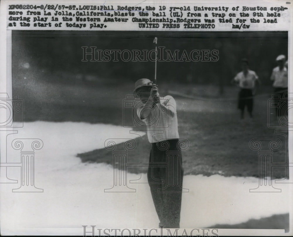 1957 Press Photo St Louis Mo Phil Rodgers of U of Houston golfing - nes33135- Historic Images