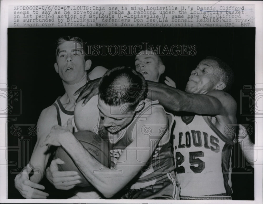 1963 Press Photo Louisvilles Dennis Clifford grabs rebound vs St Louis- Historic Images