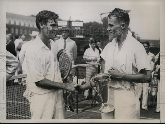 1934 Press Photo Gilbert Hunt Lt & Gene Mako at National Collegiate tennis- Historic Images
