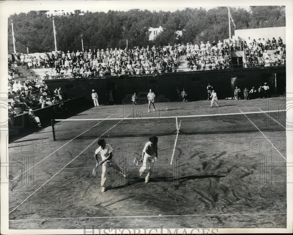 1935 Press Photo Bryan Grant, Gilbert Hall at 14th Bermuda tennis tournament- Historic Images