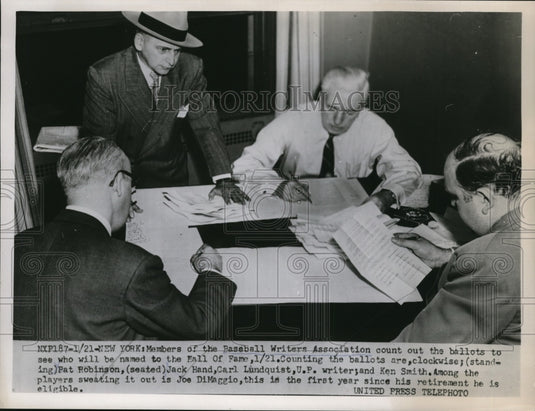 1953 Press Photo Members of Baseball Writers Association count ballots- Historic Images
