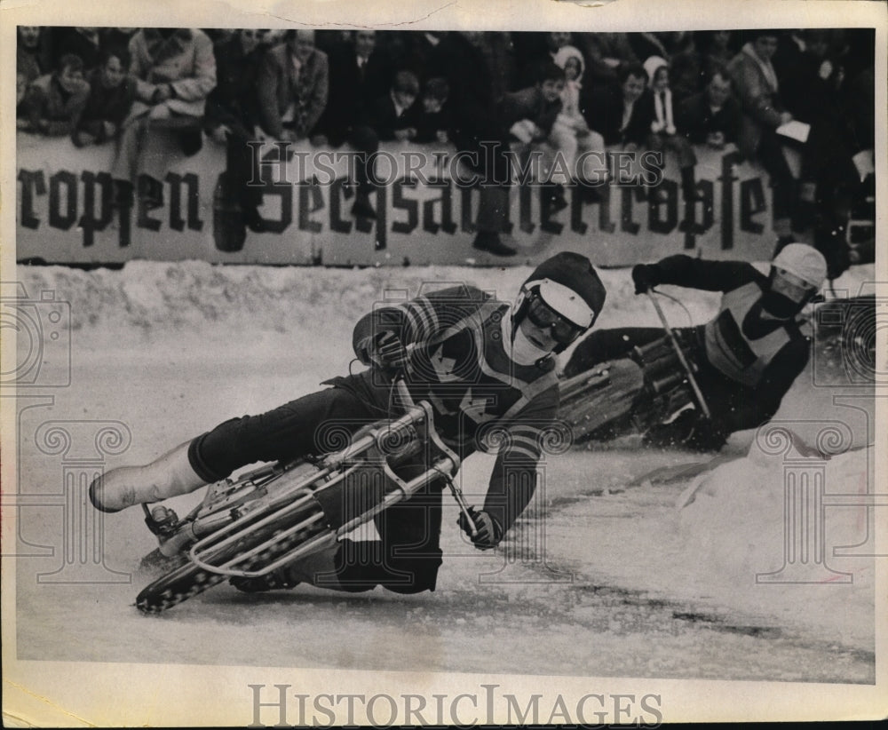 1942 Press Photo Inyell Germany Kurt Westlund in Ice speed bike championships- Historic Images