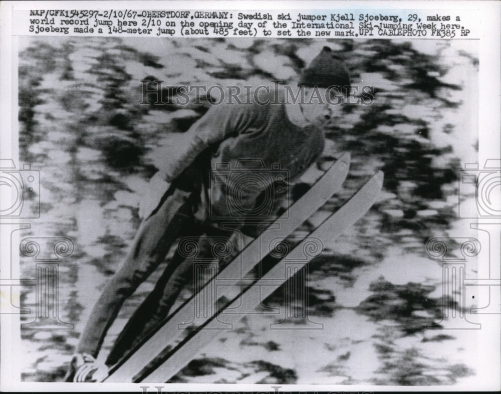 1967 Press Photo Oberstdorf Germany Swede ski jumper Kjell Sjoeberg - nes34160- Historic Images