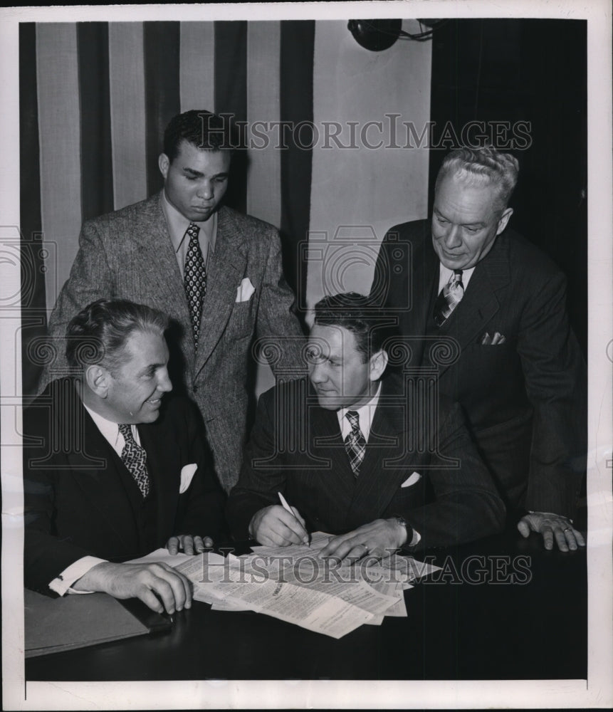 1948 Press Photo NYC Eddie Eagan, Gus Lesnevich, Bill Fox, Leon Swears- Historic Images