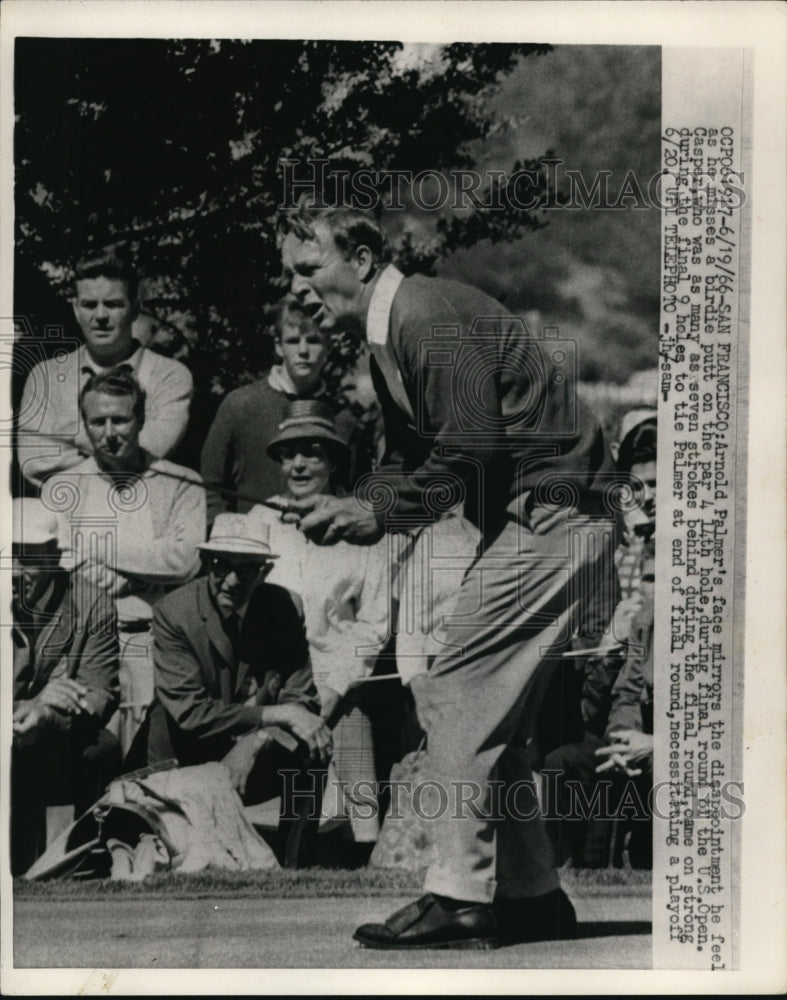 1966 Press Photo San Francisco Arnold Palmer putts in US Open on 14th hole- Historic Images