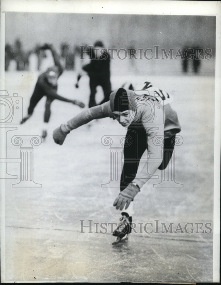 1942 Press Photo St Paul Minn Johnny Martin speed skat championships - nes34269- Historic Images