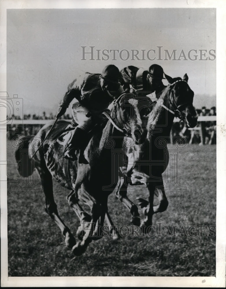 1945 Press Photo Gordon Richards on Sez You, Acceleration 2nd Castle Hill Hdcp- Historic Images