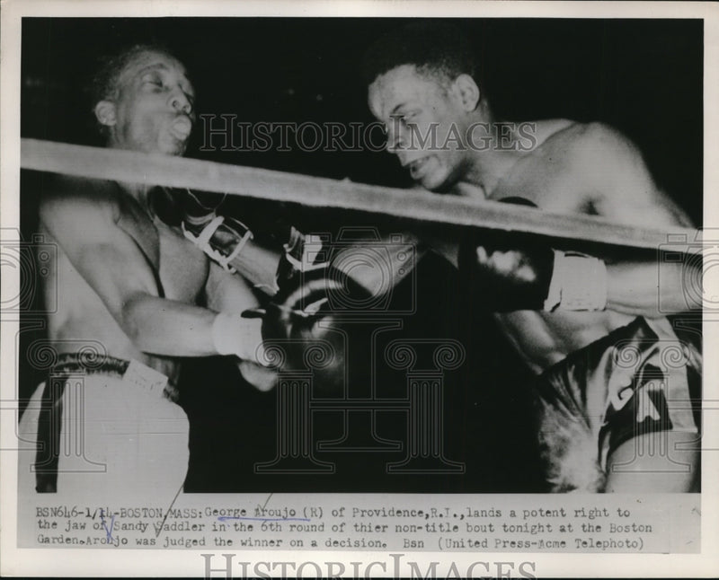 Load image into Gallery viewer, 1952 Press Photo George Aroujo on right vs Sandy Saddler in Boston bout
