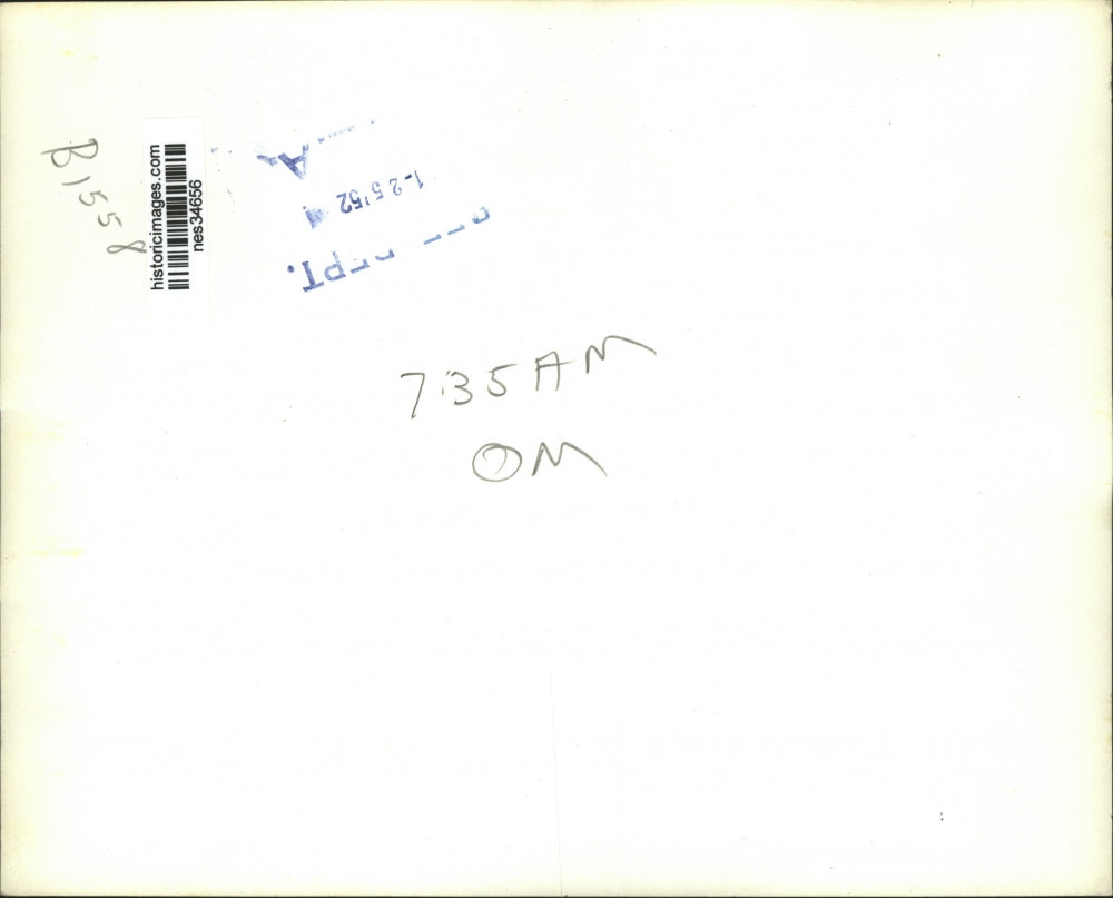 1952 Press Photo George Aroujo on right vs Sandy Saddler in Boston bout