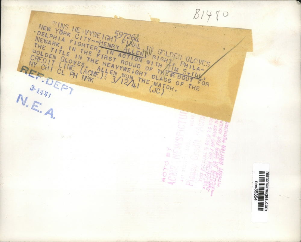 1941 Press Photo Henry Allen on right vs Tim Still in Golden Gloves in NYC