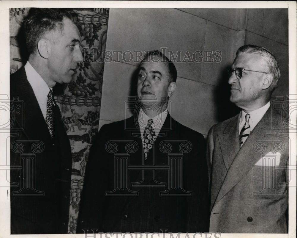 1945 Press Photo Senator Albert Chandler, Leslie O&#39;Connor &amp; William Harridge- Historic Images