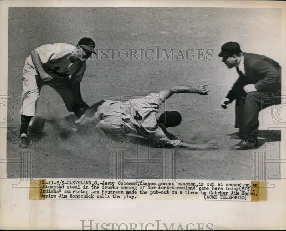 1951 Press Photo Yankee Jerry Coleman out at 2nd vs Indians Lou Boudreau- Historic Images