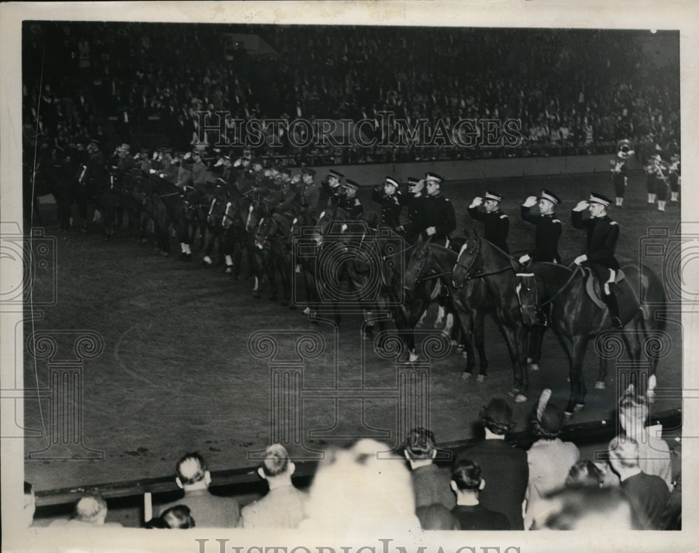 1936 Press Photo National Horse Show Gen John J Pershing saluted - nes38342- Historic Images