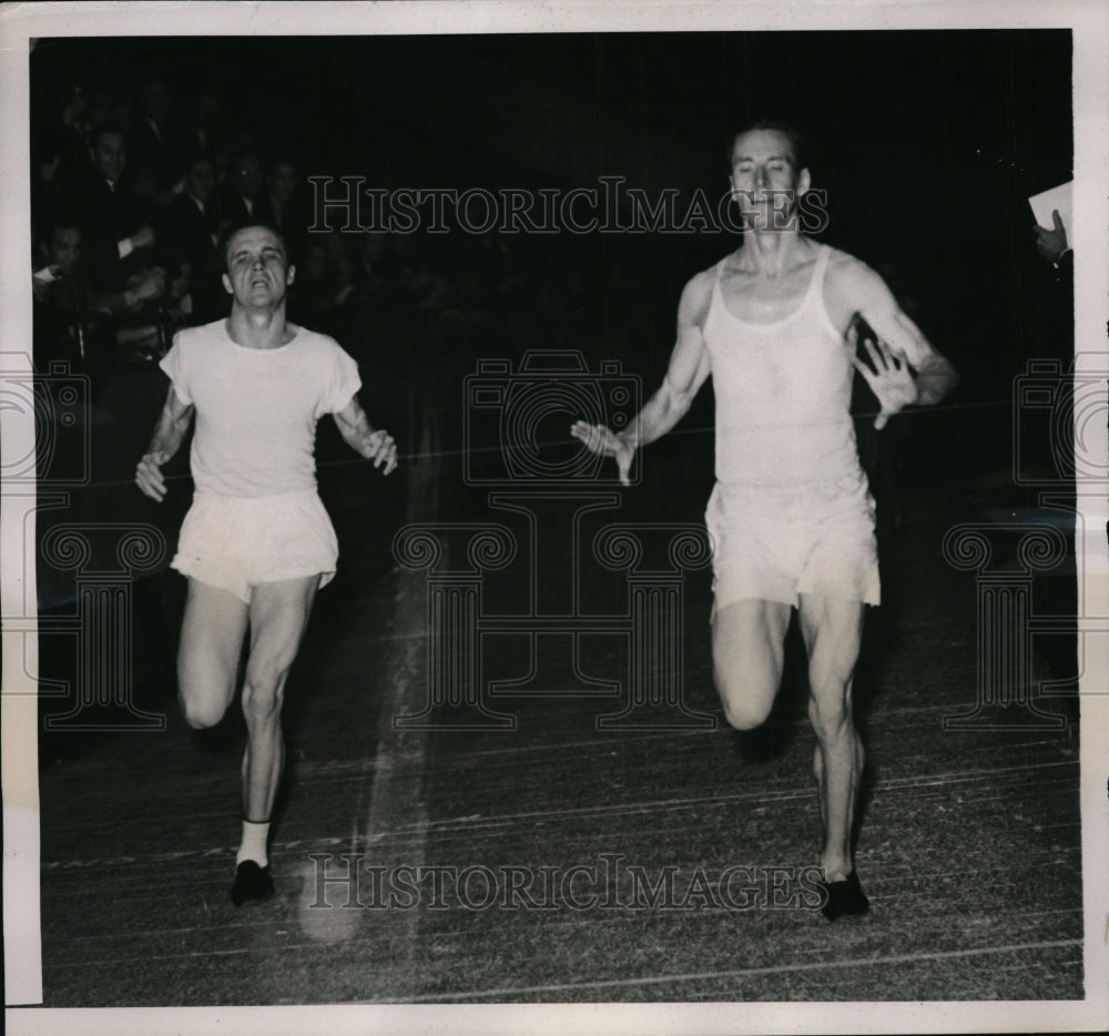 1939 Press Photo Don Lash, Robert Aldridge in 5000 meters at AAU Championships- Historic Images