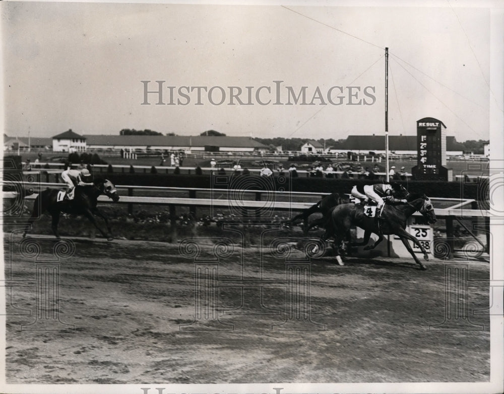 1938 Press Photo Pixie Dell, Galapas, The Celt at Aqueduct track race in NY- Historic Images