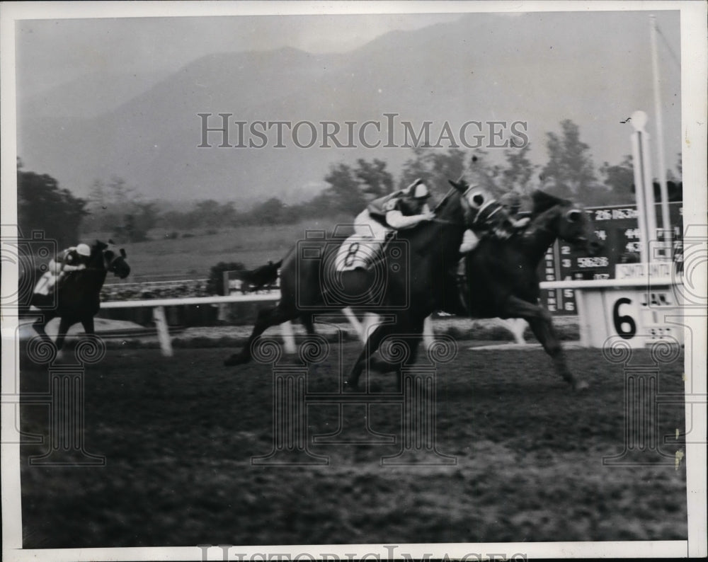 1937 Press Photo Tempestucus wins vs Sangreal, Giant Killer at Santa Anita races- Historic Images