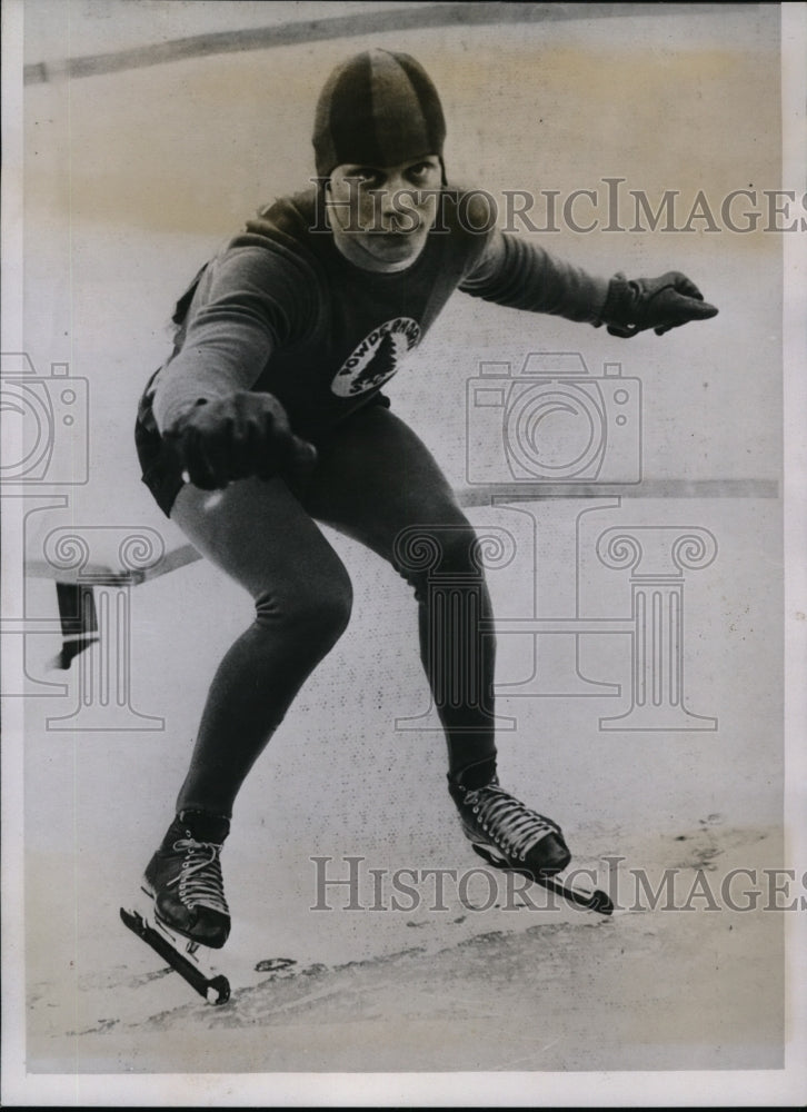 1935 Press Photo Marvin Swanson 5 mile National speed skate champ - nes39006- Historic Images