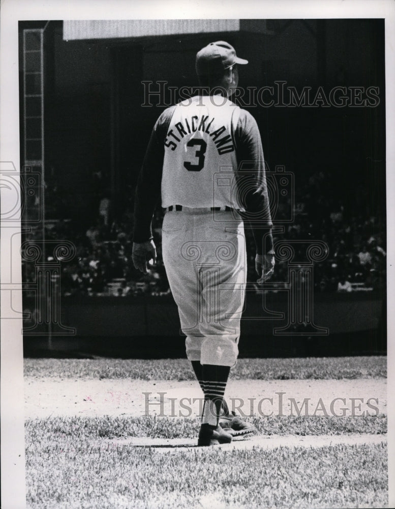 1966 Press Photo George Strickland Cleveland Indian coach at practice- Historic Images