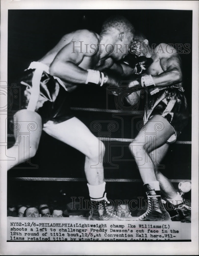 1949 Press Photo Ike Williams vs Freddy Dawson at Philadelphia PA bout- Historic Images