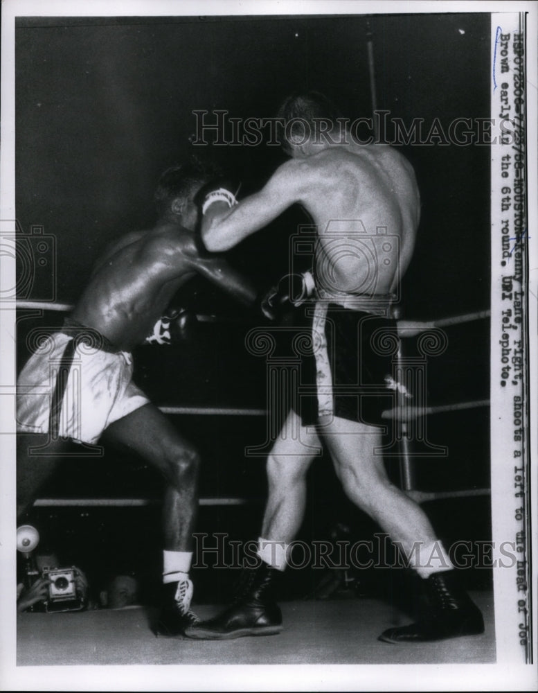 1968 Press Photo Kenny Lane vs Joe Brown at Houston Texas bout - nes39311- Historic Images