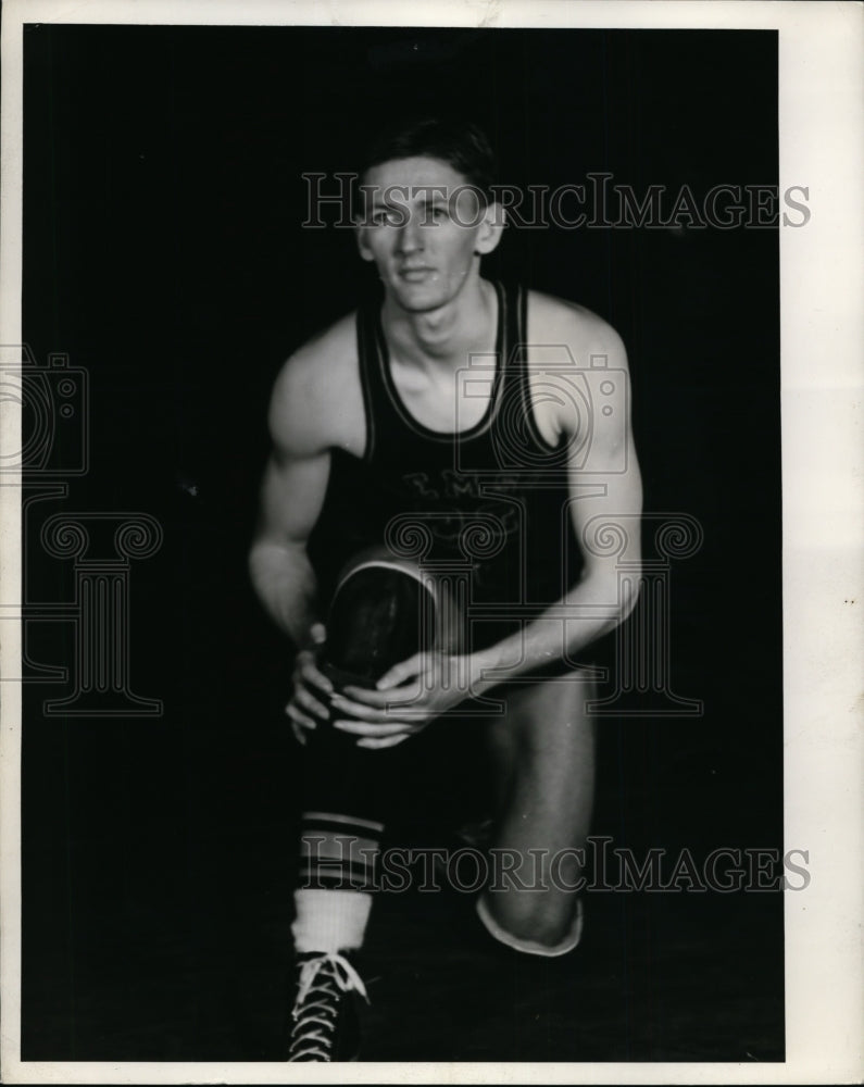 1940 Press Photo Banks McFadden Clemson University basketball player - nes39587- Historic Images