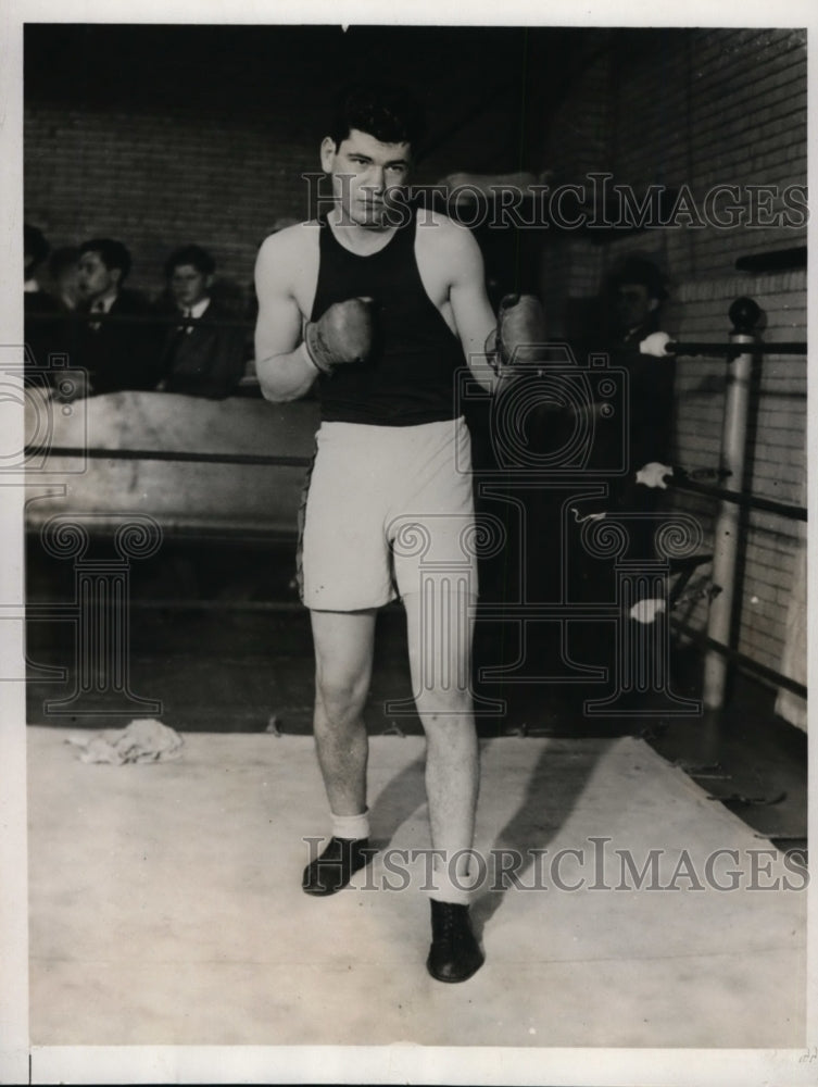 1932 Press Photo Joseph Glass University of Pennsylvania boxer in Philadelphia- Historic Images