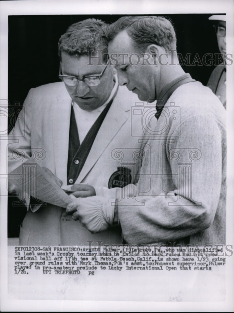 1963 Press Photo Arnold Palmer &amp; official Mark Thomas at Lucky Open in CA- Historic Images
