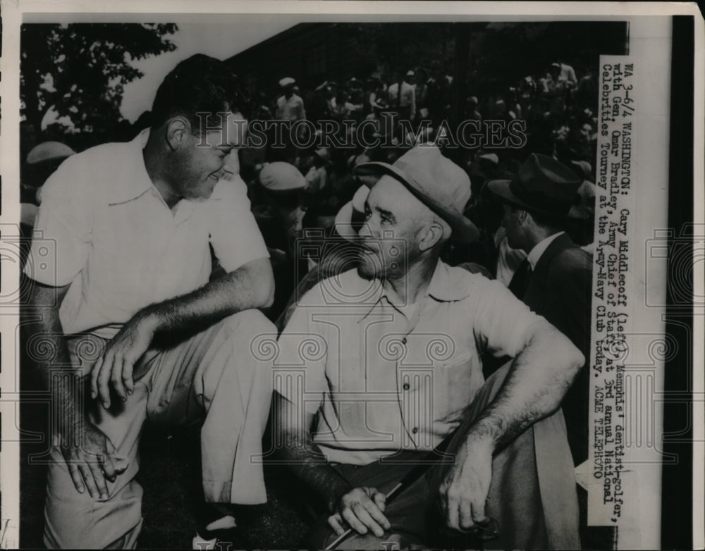 1949 Press Photo Cary Middlecoff, Gen Omar Bradley at National Tournament- Historic Images