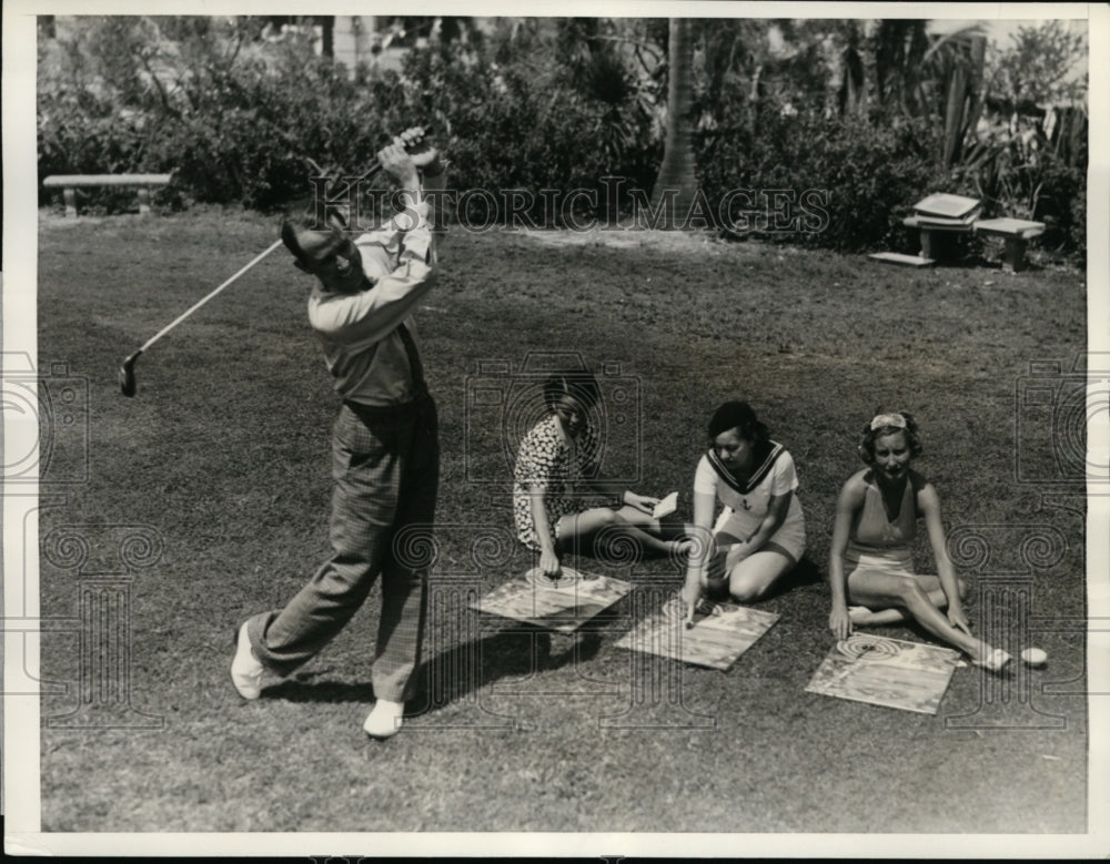 1936 Press Photo Paul Runyan & wife, Mrs J Thompson, Mrs F Walsh golf- Historic Images