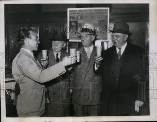 1935 Press Photo Jimmy McLarnin. Charley Harvey & Mike Jacobs in NYC - nes40267- Historic Images