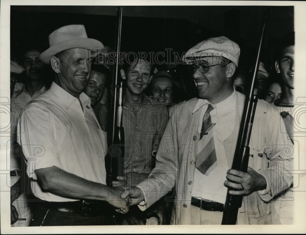 1938 Press Photo Ortello Ted West &amp; Parr Phines at Grand American rifle shoot- Historic Images