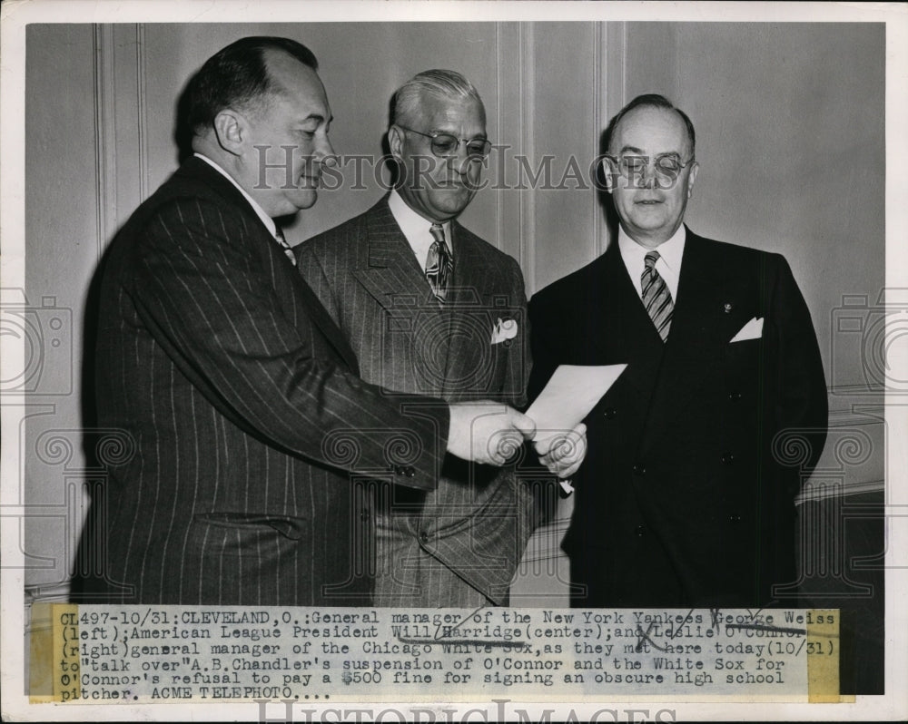 1947 Press Photo Yankee general manager George Weiss,AL president Will Harridge- Historic Images