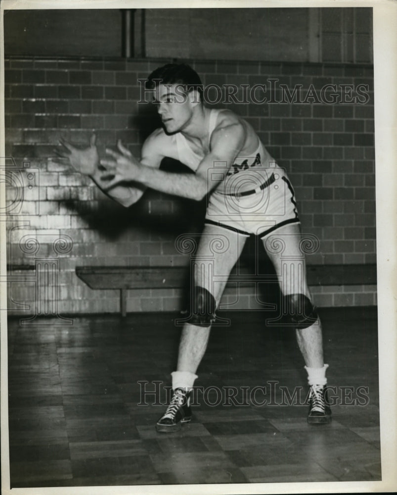 1937 Press Photo Basketball player for Alabama Tut Warren guard - nes40896- Historic Images