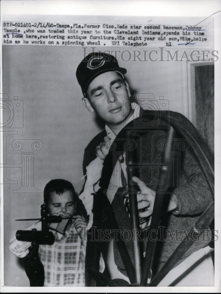 1960 Press Photo Johnny Temple traded from Reds to Indians, at home with son- Historic Images