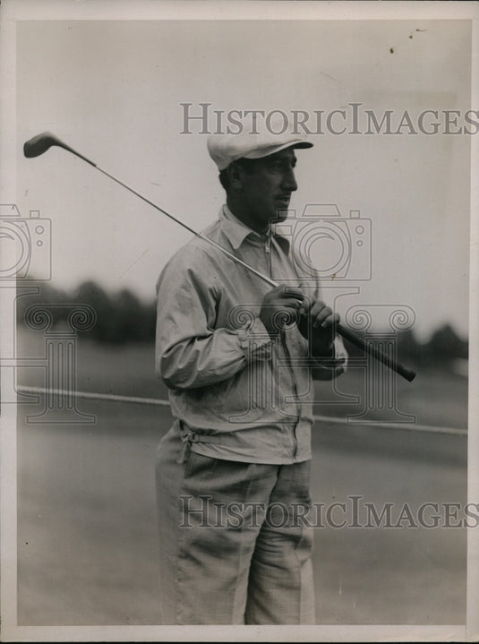 1937 Press Photo Golfer Tony Manero on a golf course - nes41130 - nes41130- Historic Images