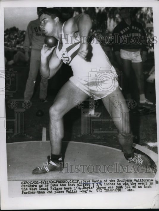 1960 Press Photo Dave Davis shot puts 61" 7 3/4" at West Coast Relays- Historic Images