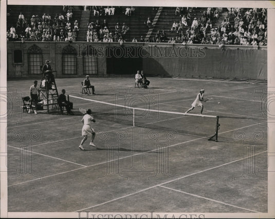 1938 Press Photo Helen Jacobs vs Virginia Johnson at tennis match - nes42774- Historic Images