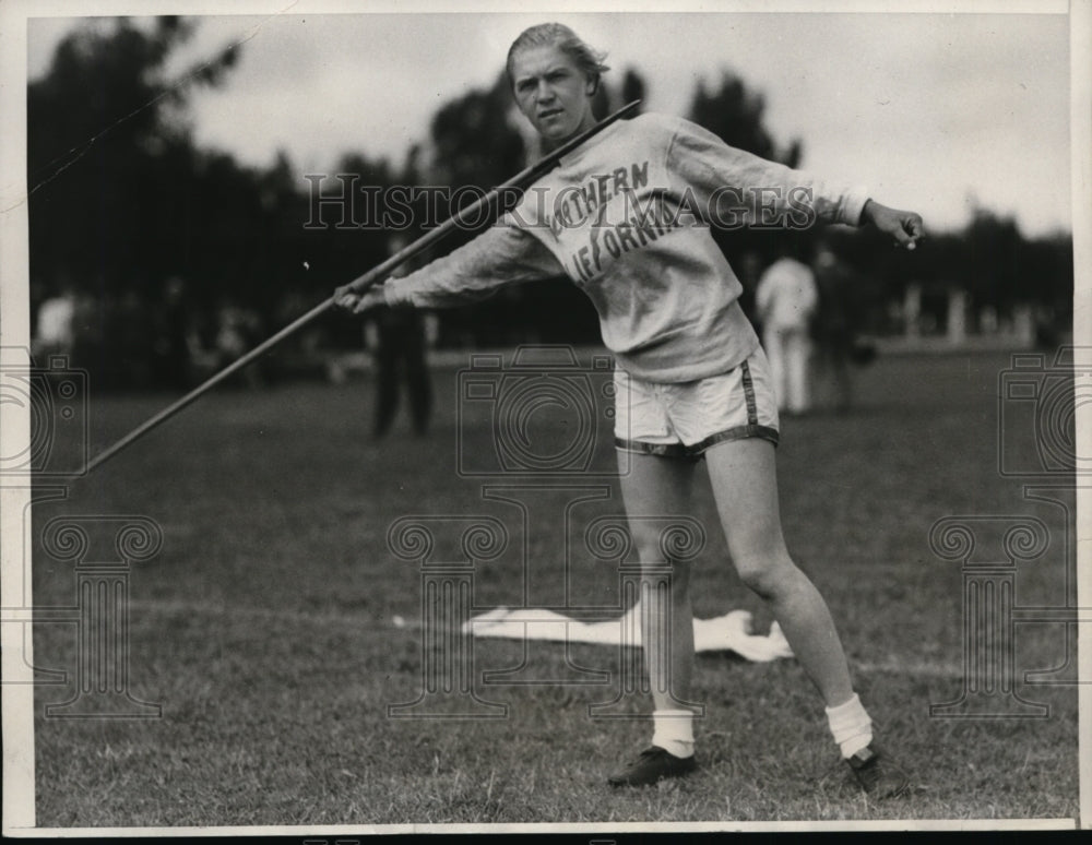 1932 Press Photo Gloria Russell throwing javelin at National Championships- Historic Images