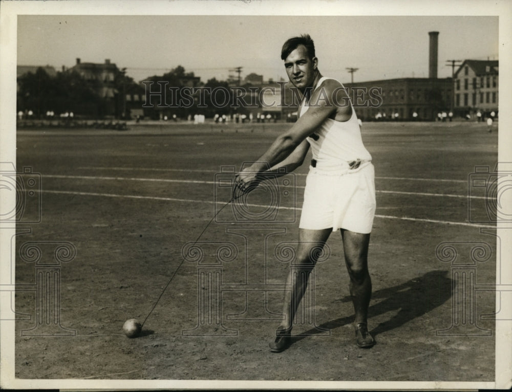 1930 Press Photo Norman G Wright NY Athletic Club in hammer throw at AAU meet- Historic Images