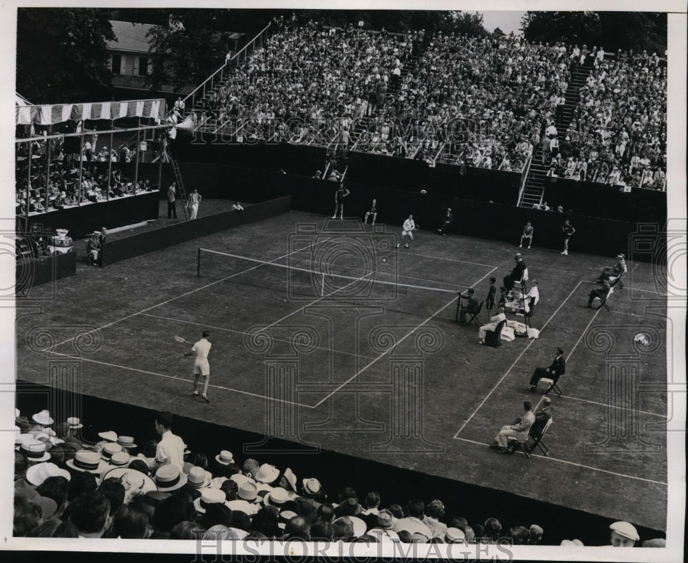 1938 Press Photo Bobby Riggs vs Adrian Quist at Davis Cup tennis Philadelphia- Historic Images