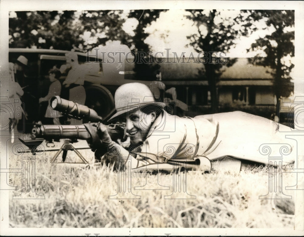 1937 Press Photo Miss Rottenburgh Scottish sharpshooter champion - nes43780- Historic Images