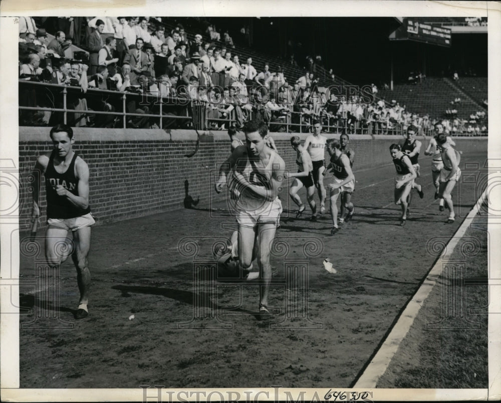 1942 Press Photo Arthur Smith of Cornell at Medley relay in Philadelphia- Historic Images