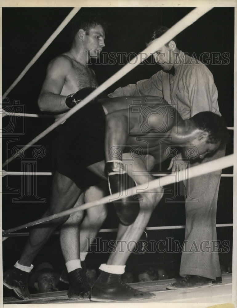 1937 Press Photo Red Burman vs Alberto Lovell at LA bouts - nes43946- Historic Images