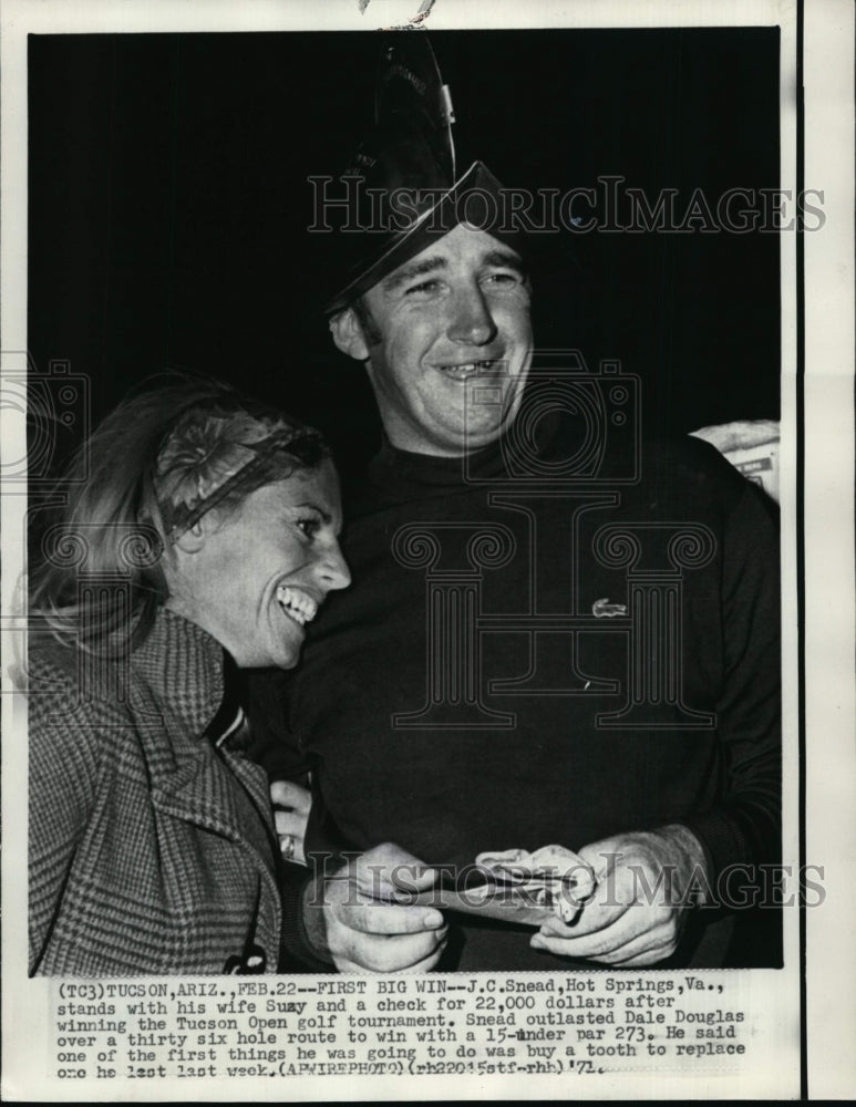 1971 Press Photo JC Snead & wife Suzy at Tuscon Open golf in Arizna - nes44495- Historic Images