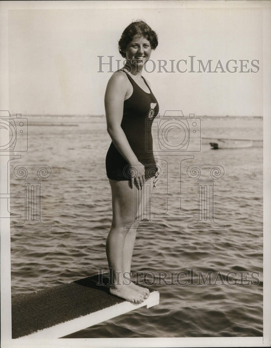 1935 Press Photo Janice Lifsom winner of 10 foot fancy dive at AAU Championship- Historic Images