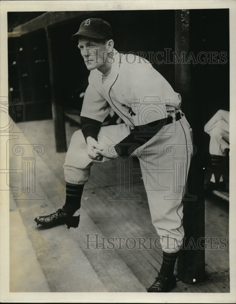 Press Photo Baseball player Red Rolfe in a dugout - nes44588 - nes44588- Historic Images