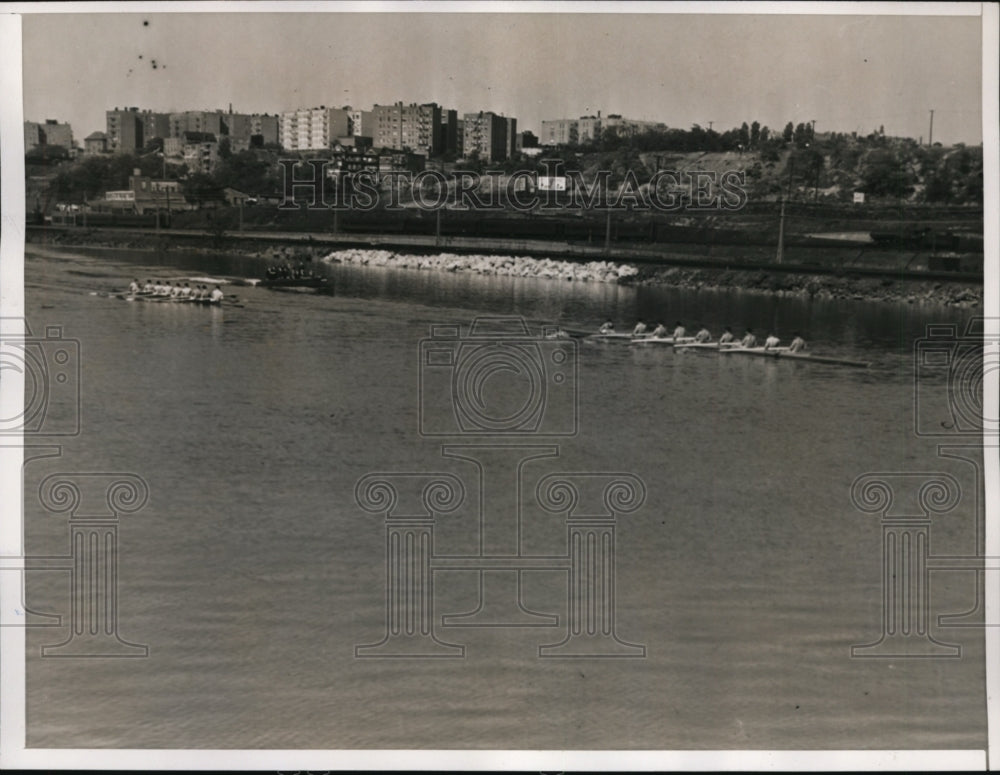 1938 Press Photo Rutgers U varsity crew wins vs Manhattan U varsity crew- Historic Images