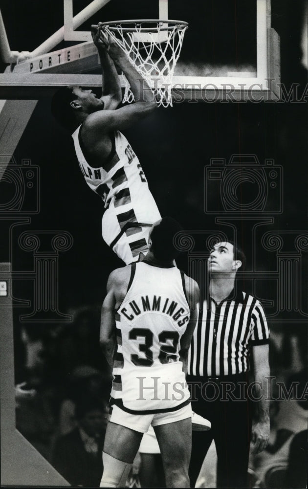 1982 Press Photo De Paul&#39;s Bernard Randolph vs Evanville- Historic Images