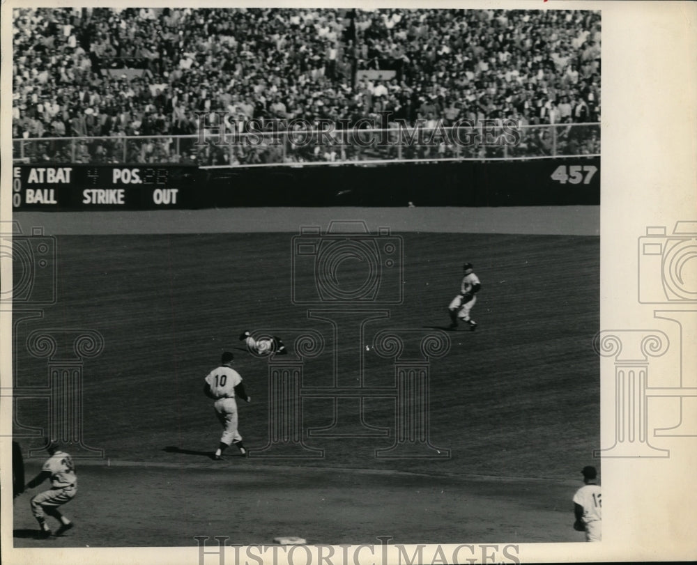 Press Photo Baseball player Elston Howard in game action - nes45579- Historic Images