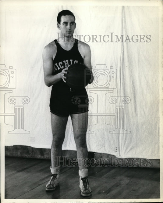 Press Photo Richard F Long of University of Michigan basketball - nes46434- Historic Images